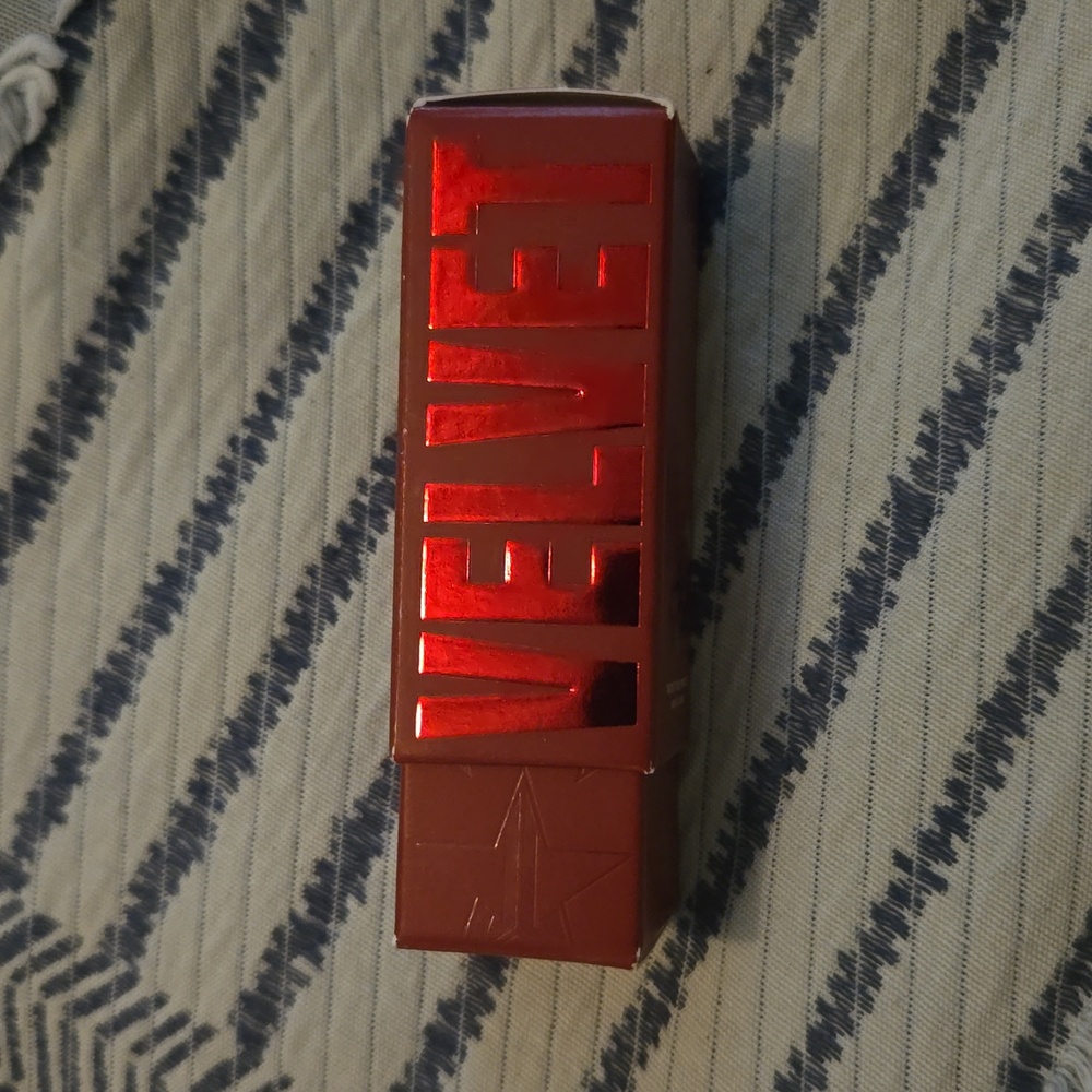 Jeffrey Star lipsticks cosmetics
